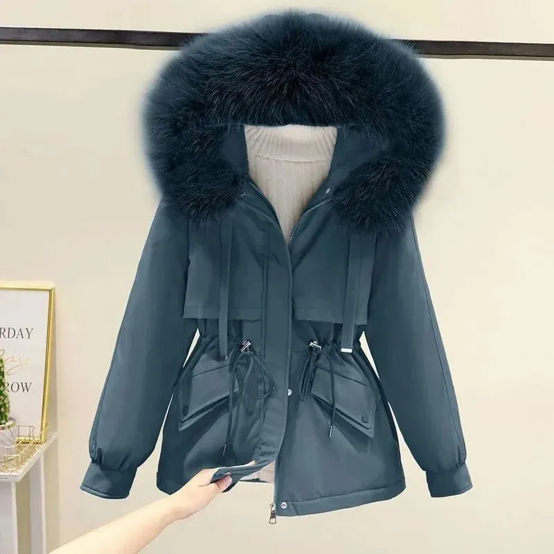 2024 New Women Winter Parkas Fur Collar Hooded Down Jacket fashion short Slim Warm Cotton-padded clothes female outerwear R122