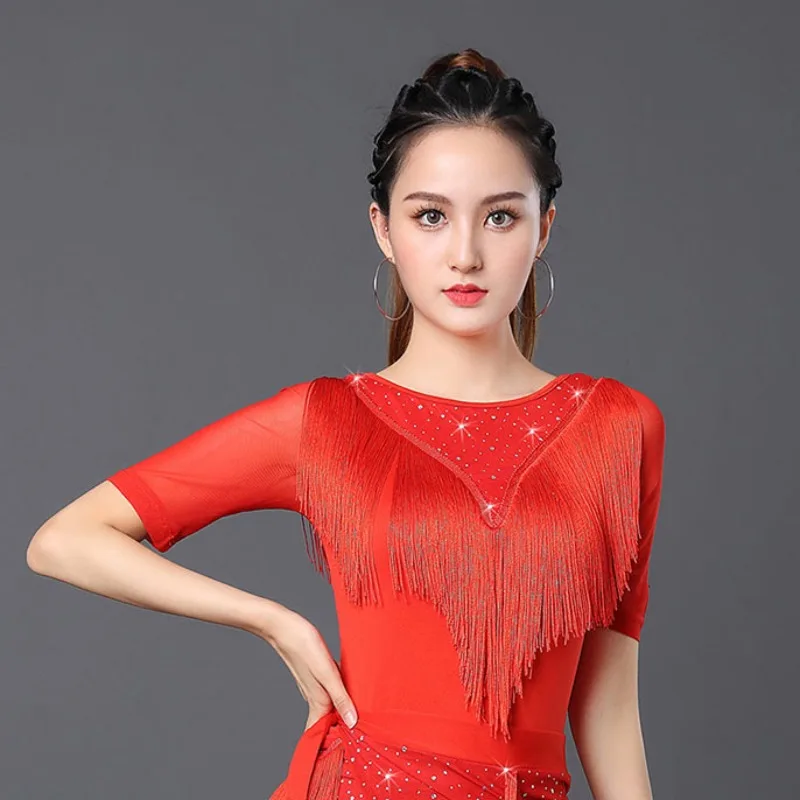 Tenue de danse latine personnalisée pour femmes, haut à manches courtes avec pompon, vêtements indiens pour femmes