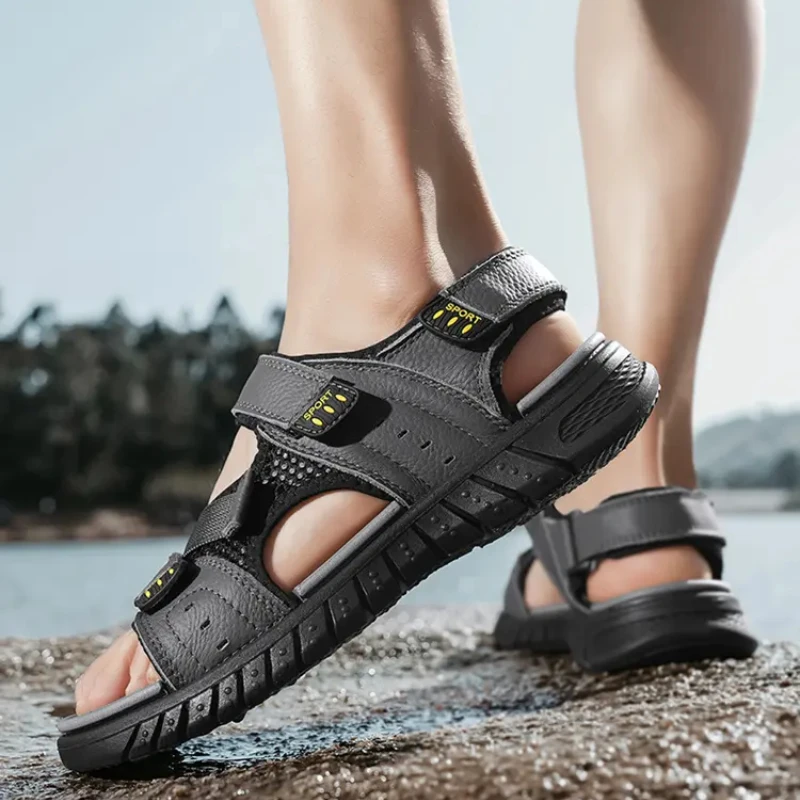 Sandal pria kasual ukuran Plus, sandal kasual anti selip, sepatu pantai nyaman anti ringan, sol tebal, kepala bulat, sandal selop