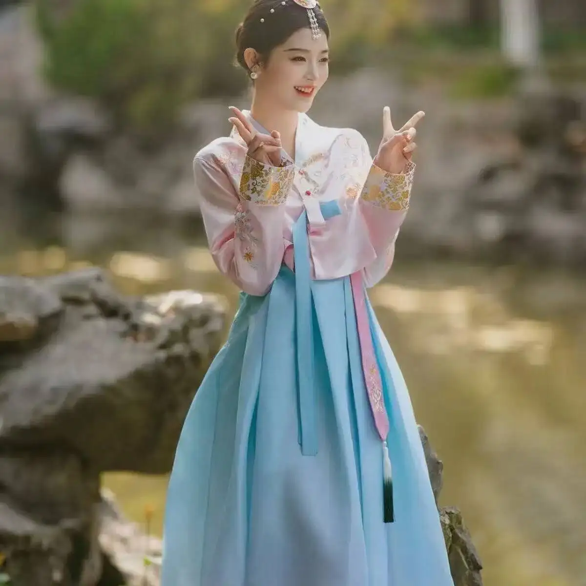 

New in Hanbok for Woman Traditional Korean Costume Classical Dance Stage Performance Suits Vintage Pink Tops Blue Skirts Sets