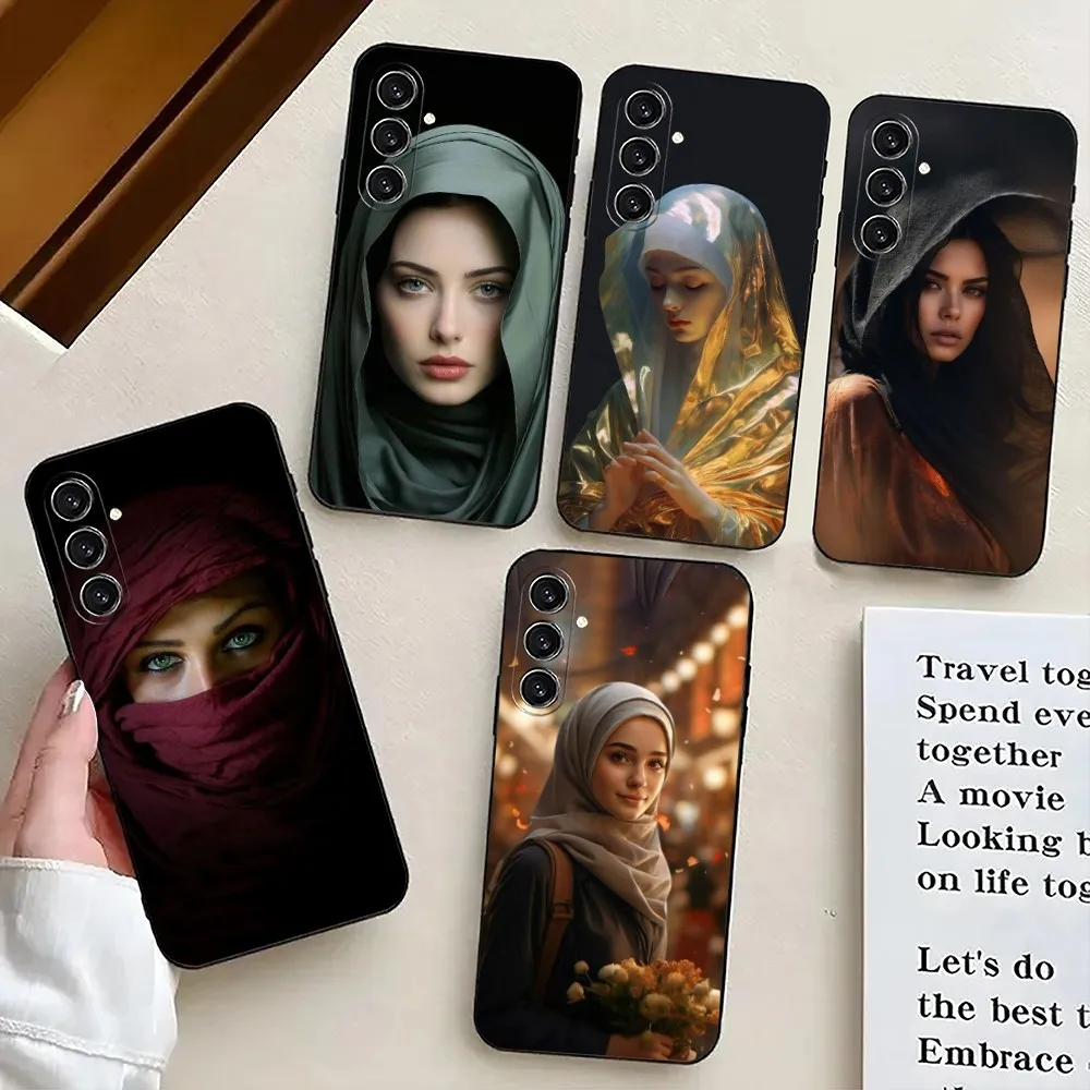 

Muslim Arab hijab girl cartoon Phone Case For Samsung S24,21,22,23,30,Ultra,S20,Plus,Fe,Lite,Note,10,9,5G Black Soft Cover