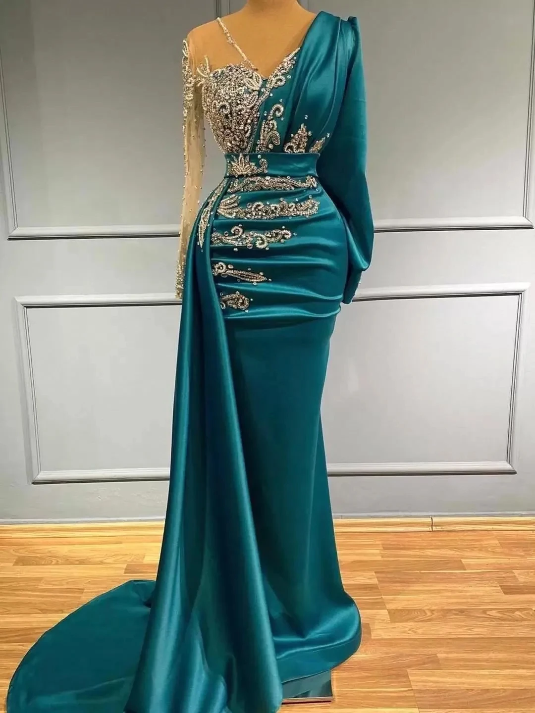 Luxe Plooi Appliques Avondjurken Zeemeermin Vrouw Lange Mouw Prom Jurken V-Hals Elegante Formele Strandfeest Vestidos De Gala