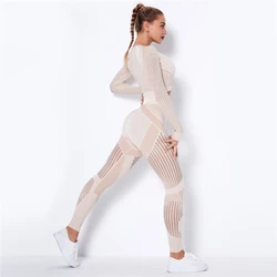 Conjunto de Yoga sin costuras ahuecado para mujer, ropa deportiva de dos piezas, Top corto, sujetador, Leggings, traje de gimnasio de entrenamiento, conjuntos deportivos de Fitness, negro