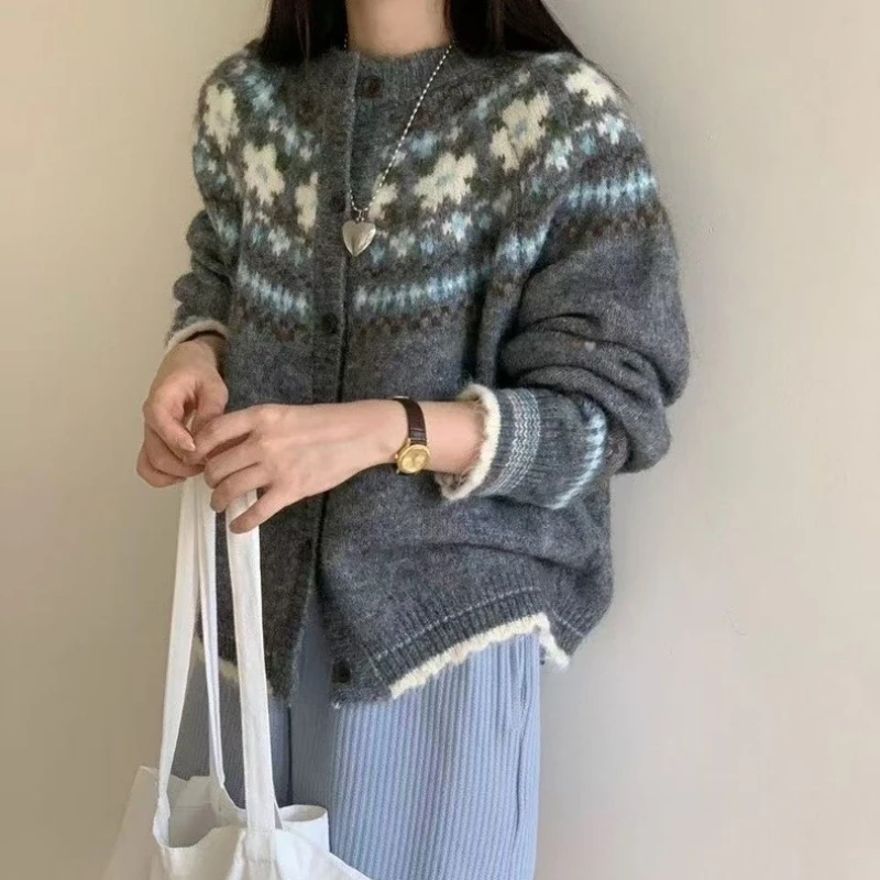 Winter Fashion Casual Sweet Long Sleeved Women's Cardigan Autumn Retro O Neck Casual Knitted Top Elegant Knitted Sweater Coat