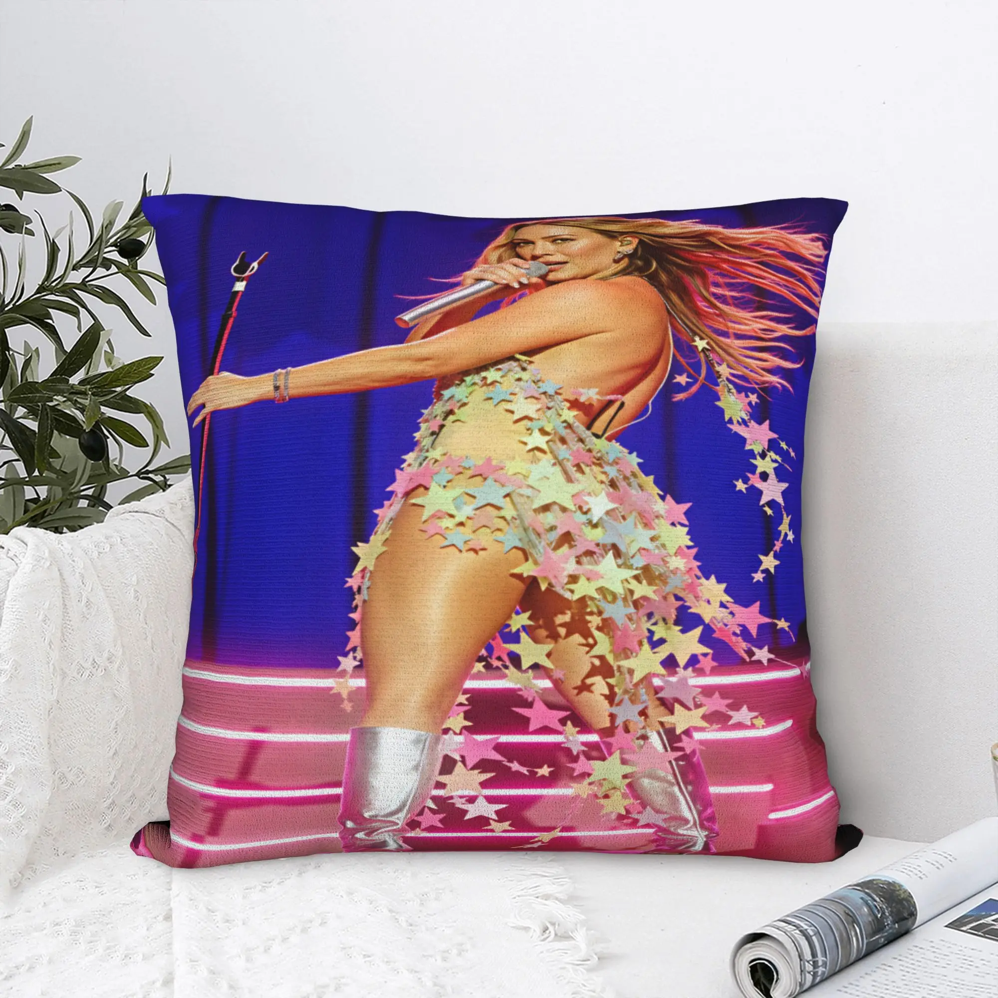 Hilary Duff Lucky Me Tour Pillow Cover  Graphic Cushion Cover Fashion Pillow Case For Living Room Bed Chair