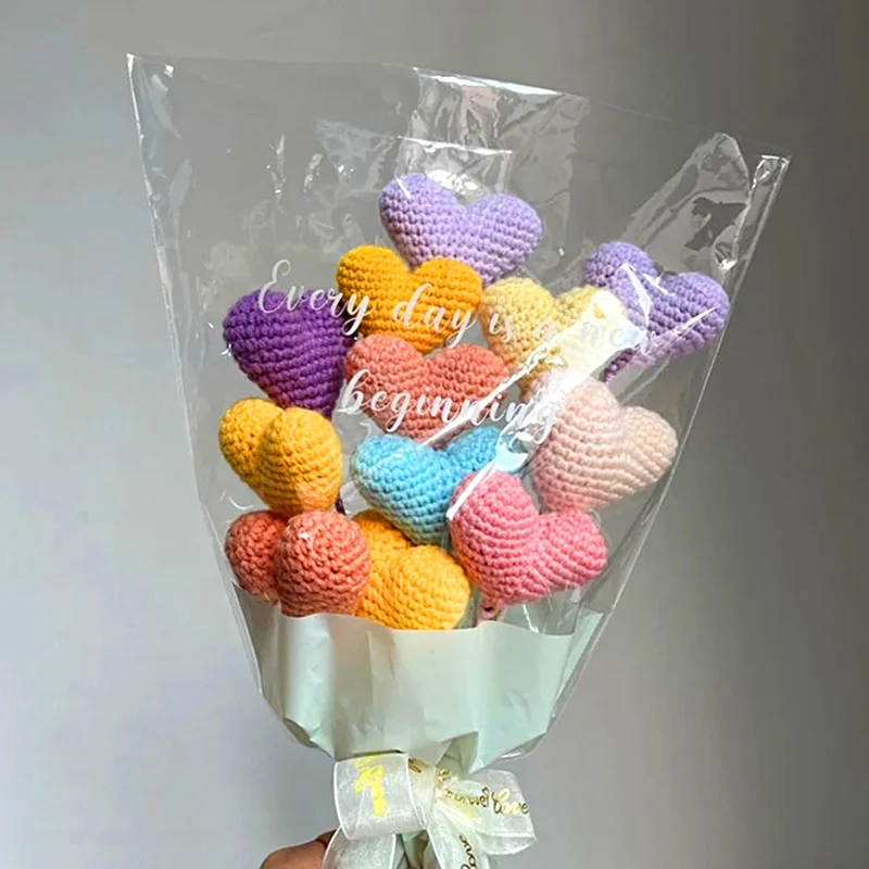 Handmade Knitted Flower Heart Shape Yarn Crochet Flowers Hand Woven Artificial Flowers Bouquet Valentine's Gift Wedding Gift