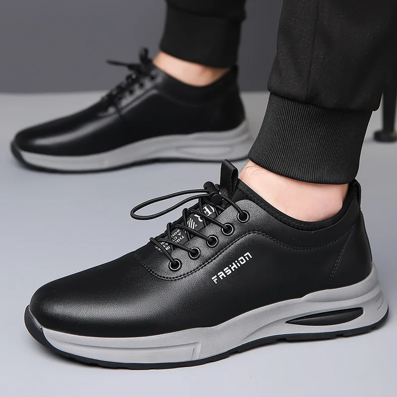 

Men's PU Leather Loafers Non Slip Walking Flats Breathable Outdoor Slip on Casual Shoes for Male Work Office Driving Sneakers