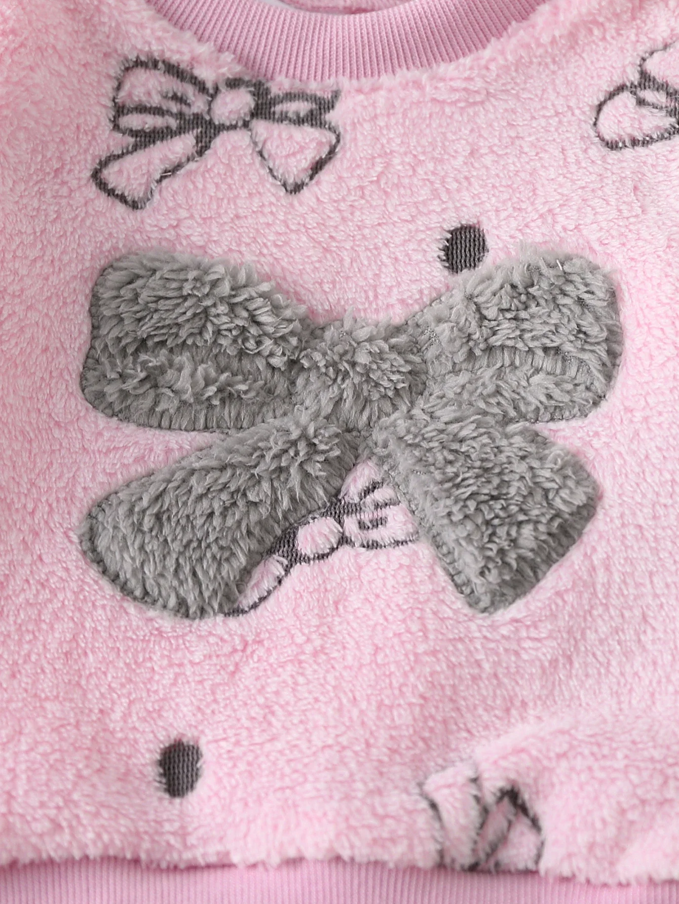 Lässiges zweiteiliges Set für Babymädchen: Oberteil mit Rundhalsausschnitt, langen Ärmeln und Schleifenmuster sowie lange Hose, ideal für Herbst- und Winterkleidung. – Detail 6