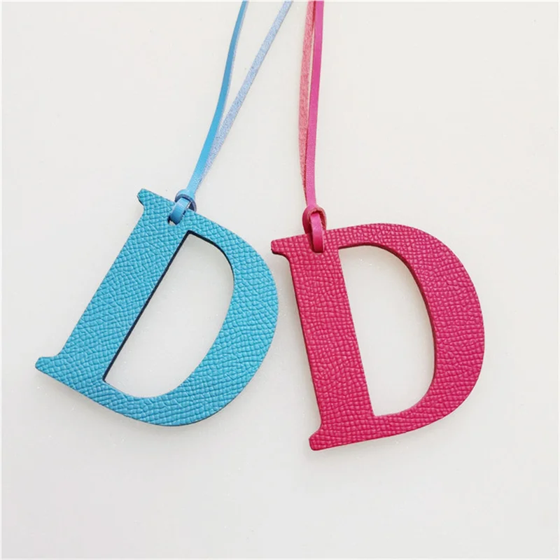 Wholesale Luxury Genuine Leather D E F G H Initial Capital English Letter Keychain Backpack Pendant Ladies Women Bag Charm