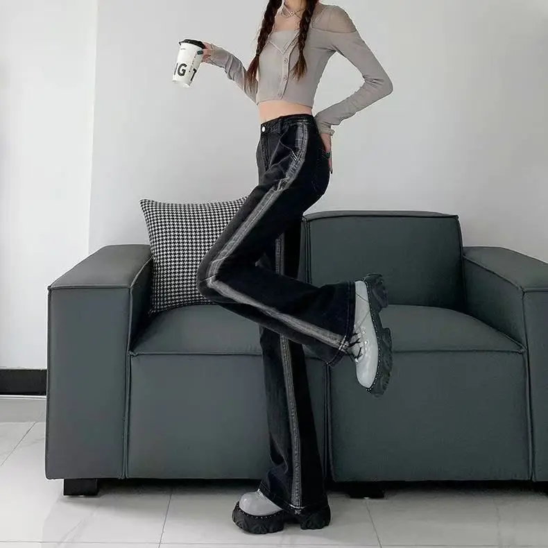 

High Waist Flared Denim Jeans Women's Autumn New Design Sensation Small Cro Bla ey Color Colion Slimming Effectiven