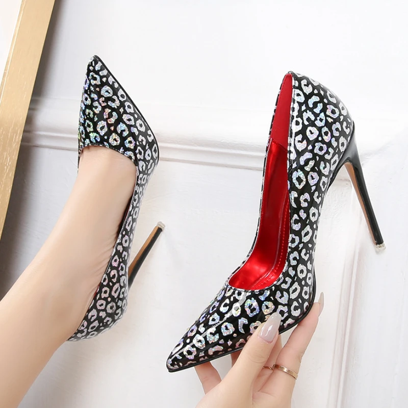 

Female Shallow Mouth Stiletto High-heeled Pumps Colorful Pointed Sexy Nightclub Reverse String Party Dress Large Size