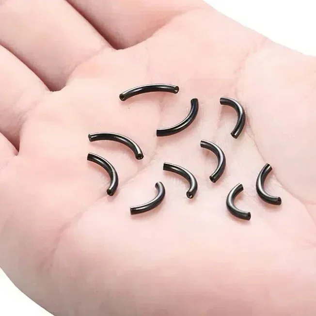Wholesale F136 Titanium Internal Thread Brow Piercing 16G Banana Curved Barbell Kit Brow Tragus Lip Ringpe Body Accessories