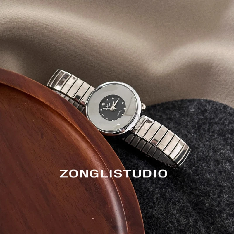 Fashion Luxury Women's Quartz Watch Stainless Steel Round Small Dial Spring Strap Simple Casual Women's Clock Holiday Gift
