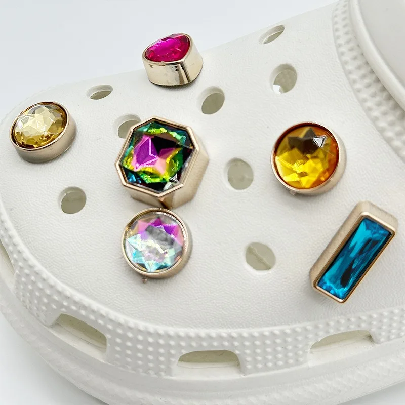 Hot Sale DIY Hole Shoes Charms Detachable Crystal Diamond Rhinestone Shoe Flower Designer Garden Shoe Decoration Girl Gift New