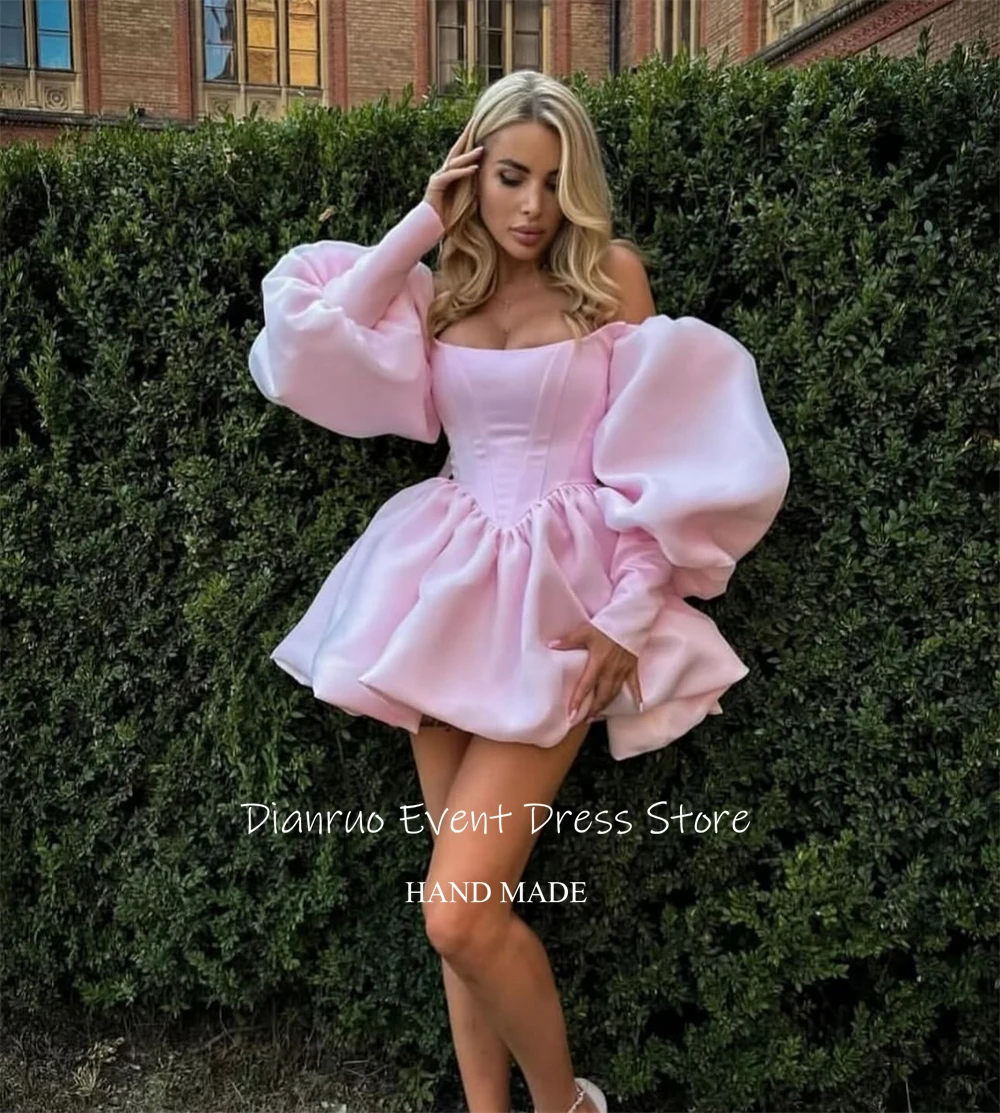 Dianruo Abiti da compleanno con maniche a sbuffo rosa Mini abiti da festa con spalle scoperte Abiti Quinceanera 15 pieghe senza maniche personalizzati