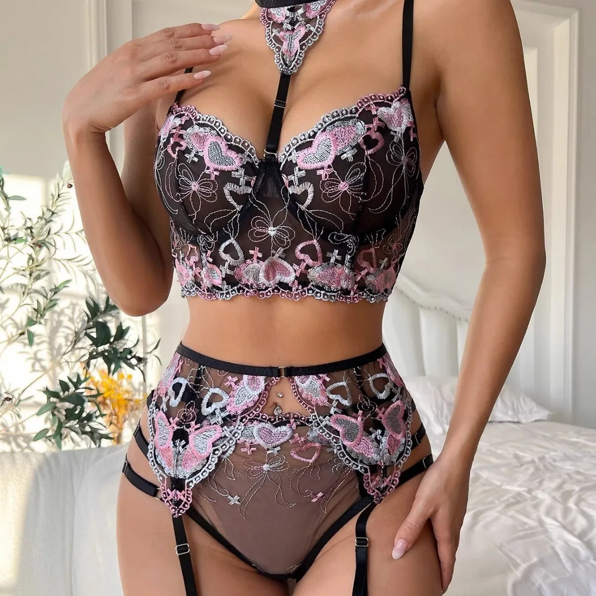 Sexy Lingerie Women's Lingerie Set New Style Transparent Heart Butterfly Embroidery Separated Sexy Lingerie Erotic Lingerie Sexy