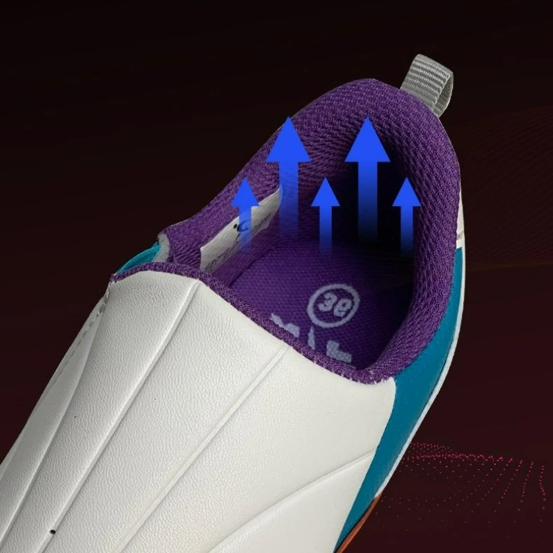 2025 جديد الرجال النساء فنون الدفاع عن النفس حذاء لينة أسفل التايكوندو أحذية للجنسين خفيفة الوزن داخلي حذاء للجيم الأزواج الجلود Wushu حذاء