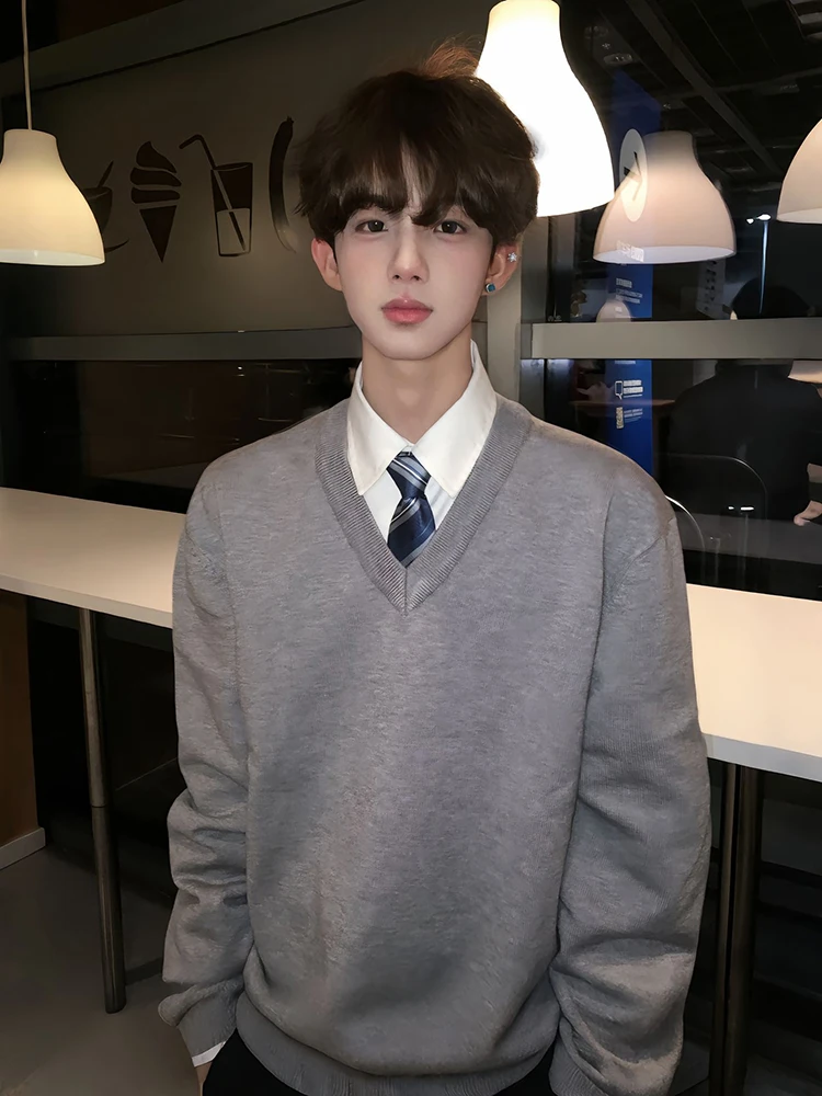 

DK orm Basic Long Sve Knitted Sweater Men Spring College Sle V-Ne Overhead irt Comfortable Polyester Fiber