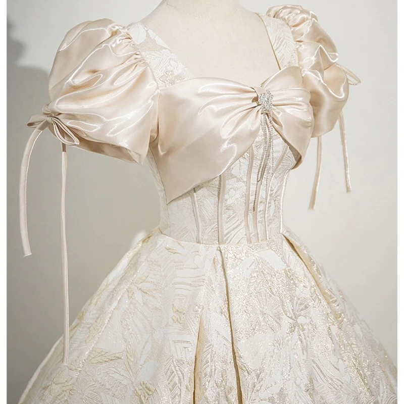 Рисунок 2 - Выпускное платье