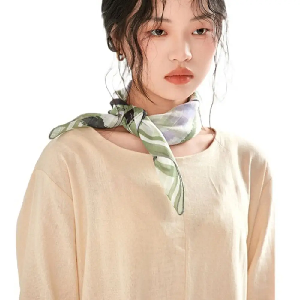 

Bandanas Neck Tie Collocation Clothing Accessories Headscarf Hair Band Square Scarf Flower Silk Scarf Female Printed Scarf