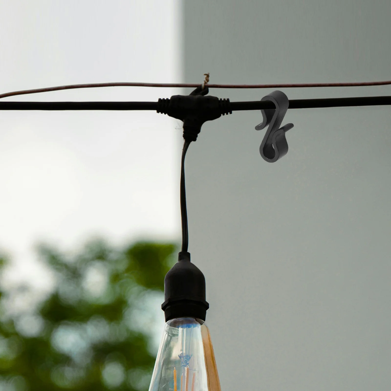

10Pcs S Shaped Double Headed Hooks for String Lights Clips Christmas Decorations Indoor Outdoor Gutter Hanging Light Hangers