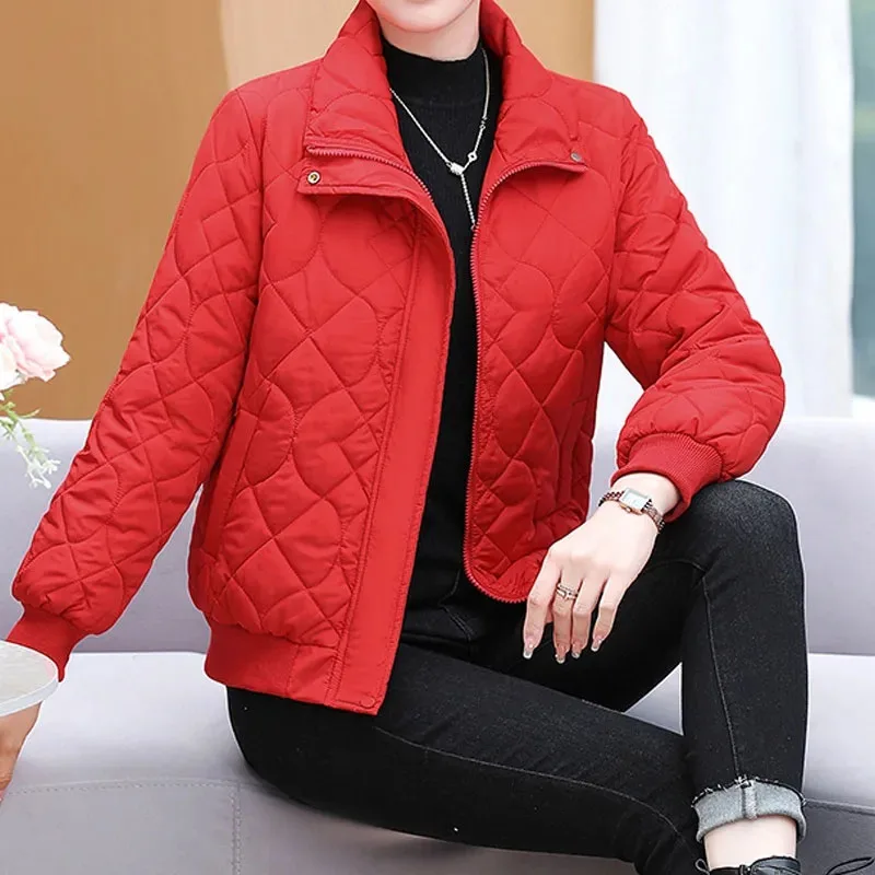เสื้อแจ็คเก็ตพัฟเฟอร์ไซส์ใหญ่ 5XL สไตล์เกาหลี สำหรับผู้หญิง แฟชั่นปี 2025 เสื้อโค้ทพาร์กาคอตั้ง ทรงหลวม บุผ้าฝ้าย สำหรับฤดูหนาว