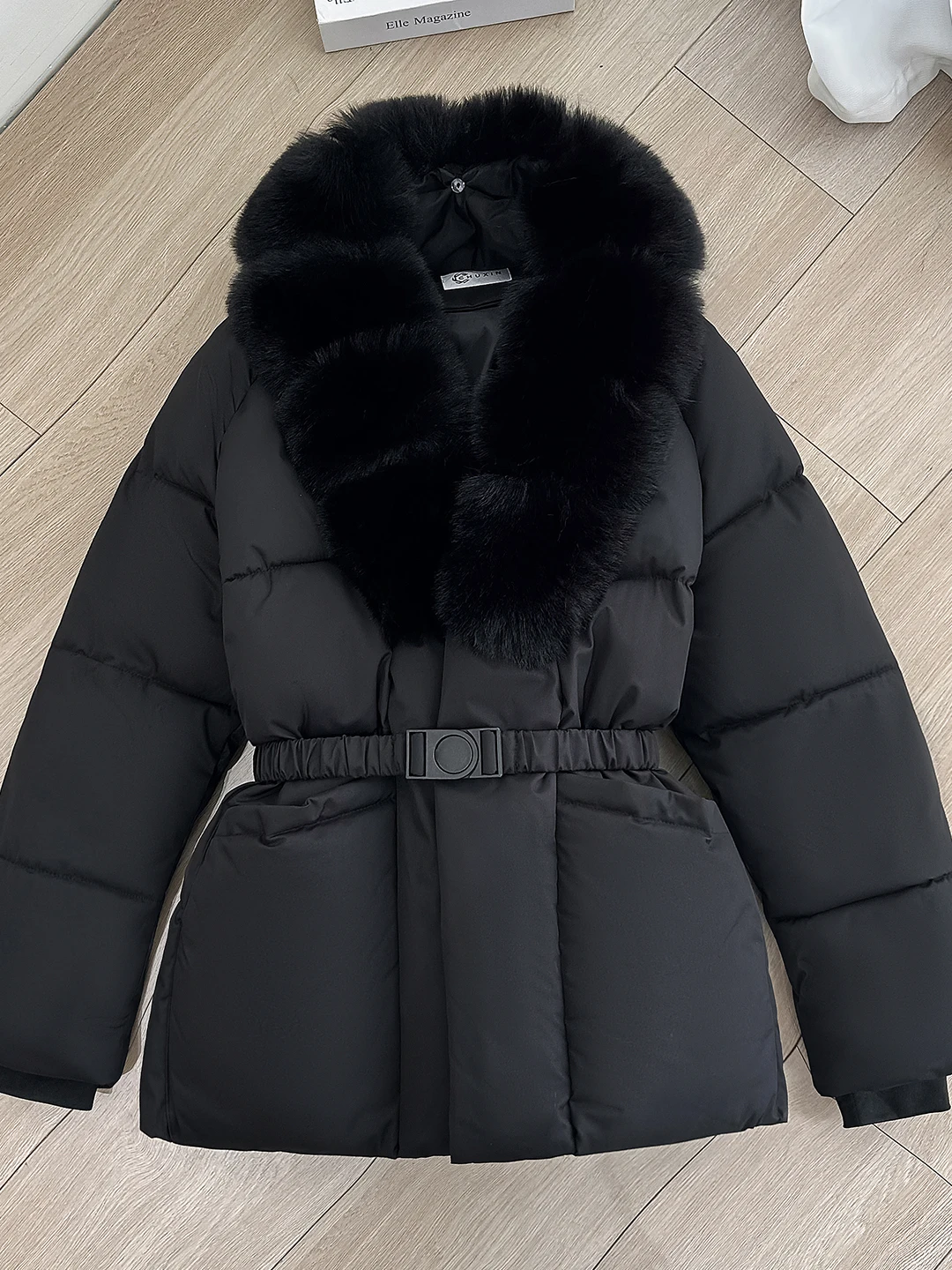 Women's Thickened Winter Cotton Jacket with Large Fur Collar Waist-Cinching Short Coat Warm And Stylish Small Size Friendly