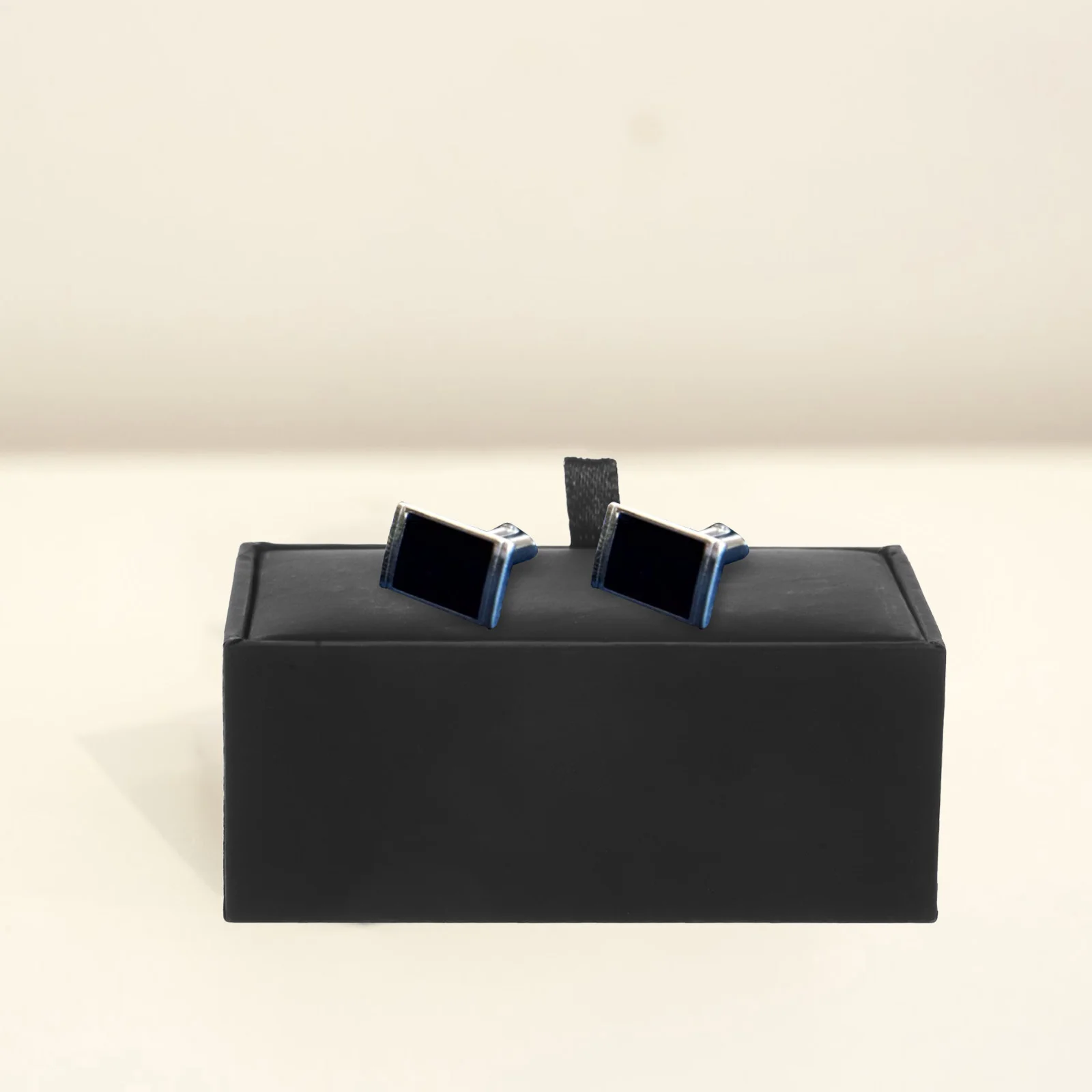 

Black Elegant Leather Cufflinks Box Jewelry Gift Organizer Portable Case