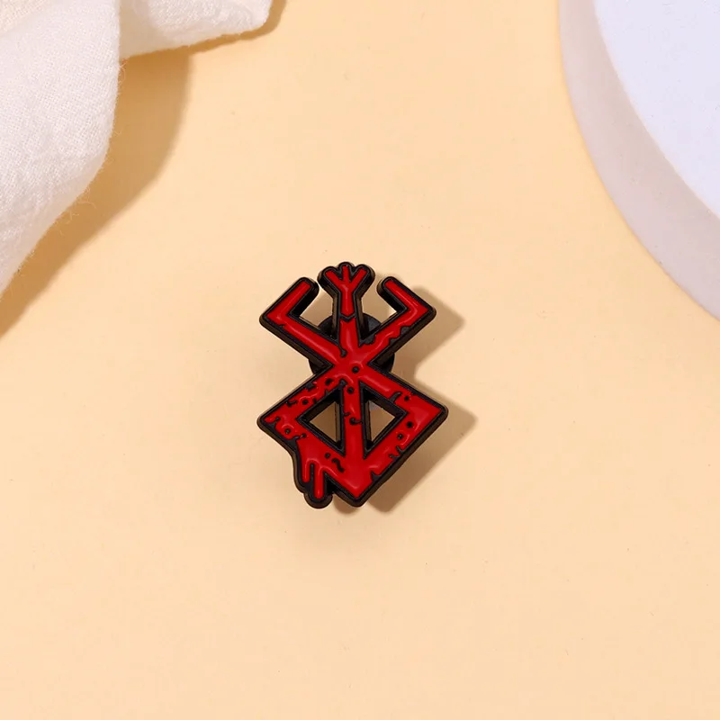 Broche en émail Berserk Brand of Sacrifice, motif marque mauduite rouge, badge de revers Guts Manga, pour sac à dos en jean, bijou gothique Manga, cadeau