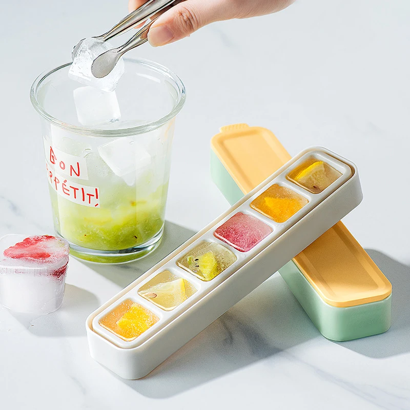 

6 Grids Food Grade Cube Large Ice Cube Tray Plastic Ice Making Mold Leak Proof with Lid Summer Must Freezer Accessory