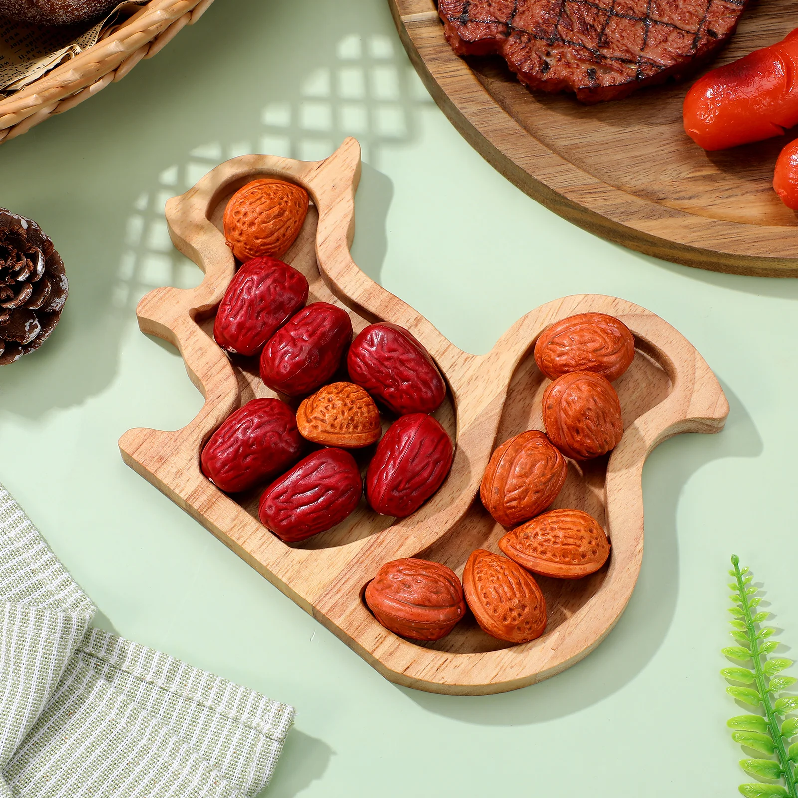 

Food Plate Snacks Decorative Squirrel Tray Animal Shaped Serving Nut Nuts Dish Fruit Fruits Plates