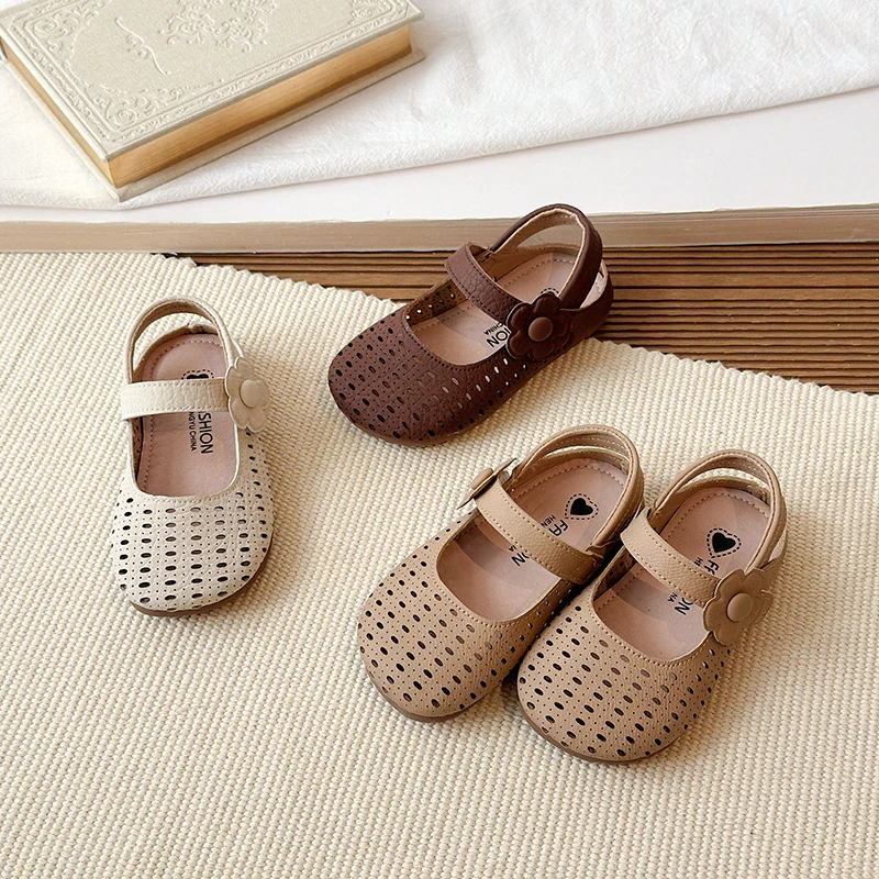 

2026 New Toddler Girls' Vintage Mary Jane Shoes Hollow-out Kids Fashion Flat Shoes Causal Breathable Children First Walker Shoes