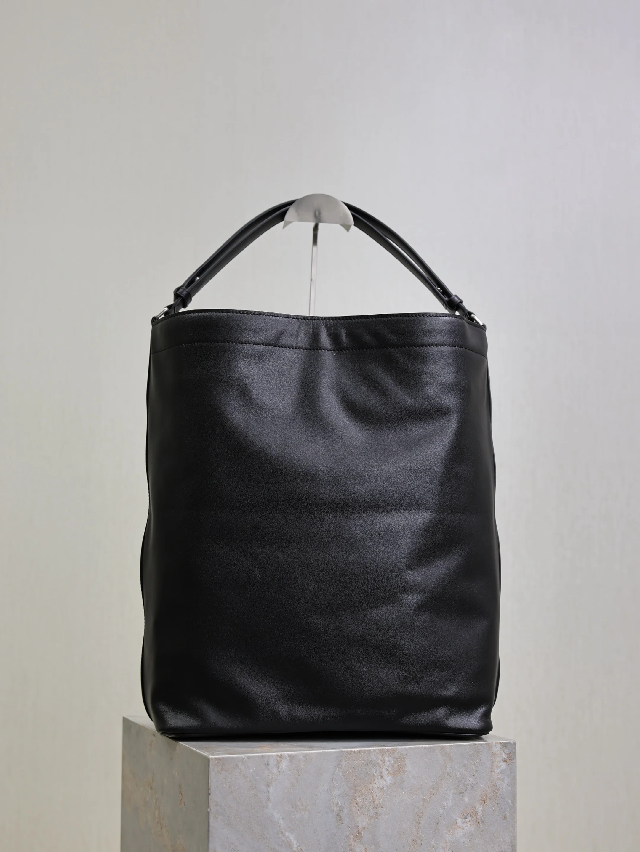 

Большая вместительная седельная сумка из натуральной кожи для женщин, сумка через плечо, сумка-тоут для поездок на работу, покупок