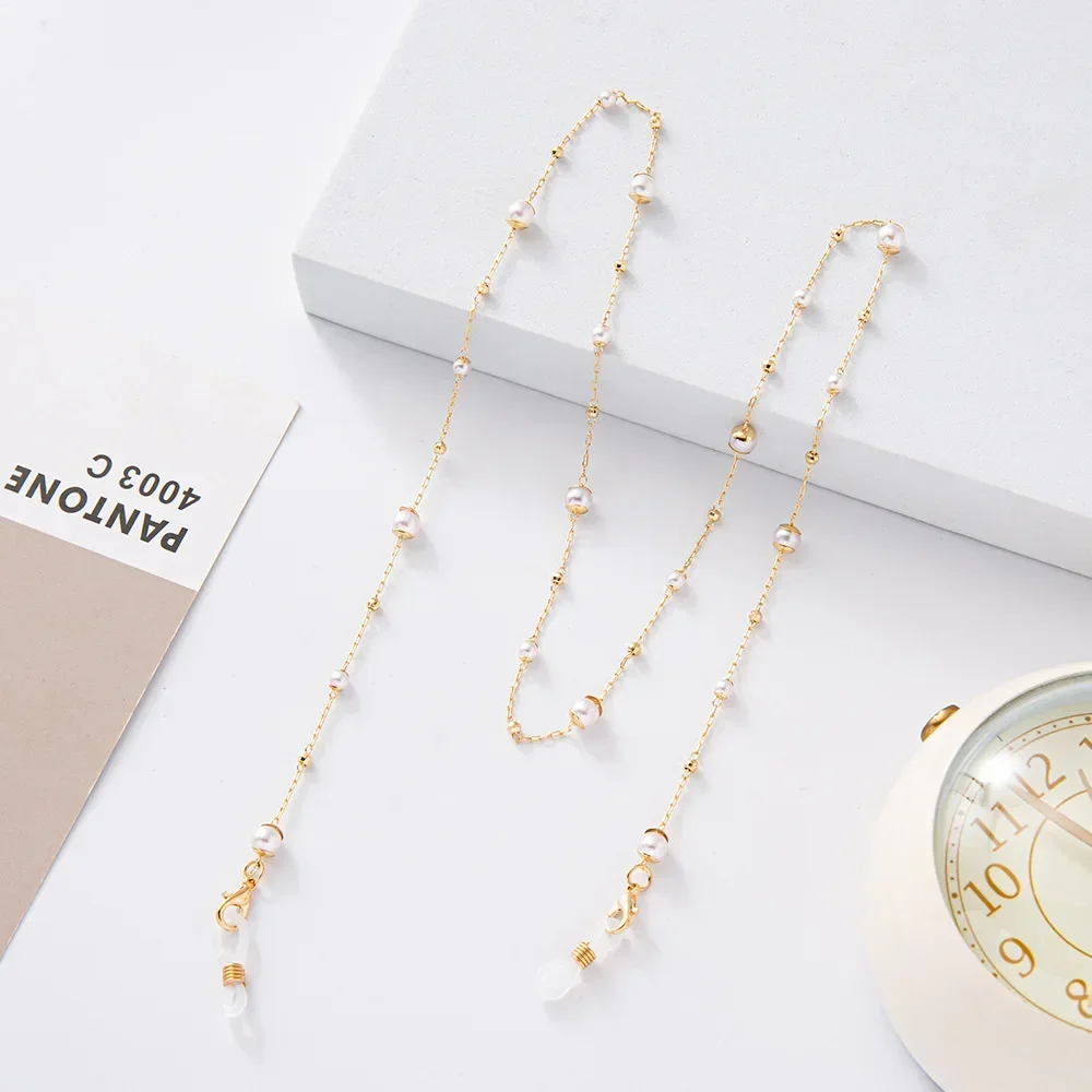 Variant: Glasses Chain 16