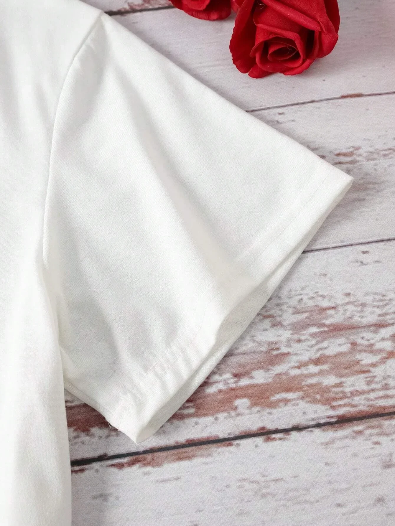 إطلاق طباعة التي شيرت المرأة أزياء بارد تي شيرت عارضة كل مباراة الصيف الأساسية تي شيرت الشارع الشهير تنفس قصيرة الأكمام