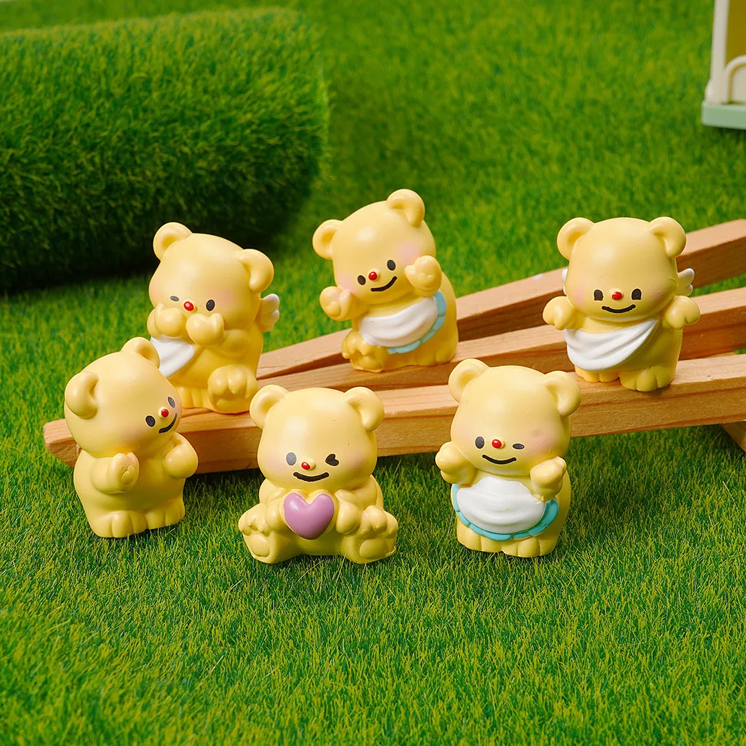 

Cute Butter Bear Cute Micro-Landscape Decoration DIY Accessories Mini Car Inside Desktop Resin Small Ornaments