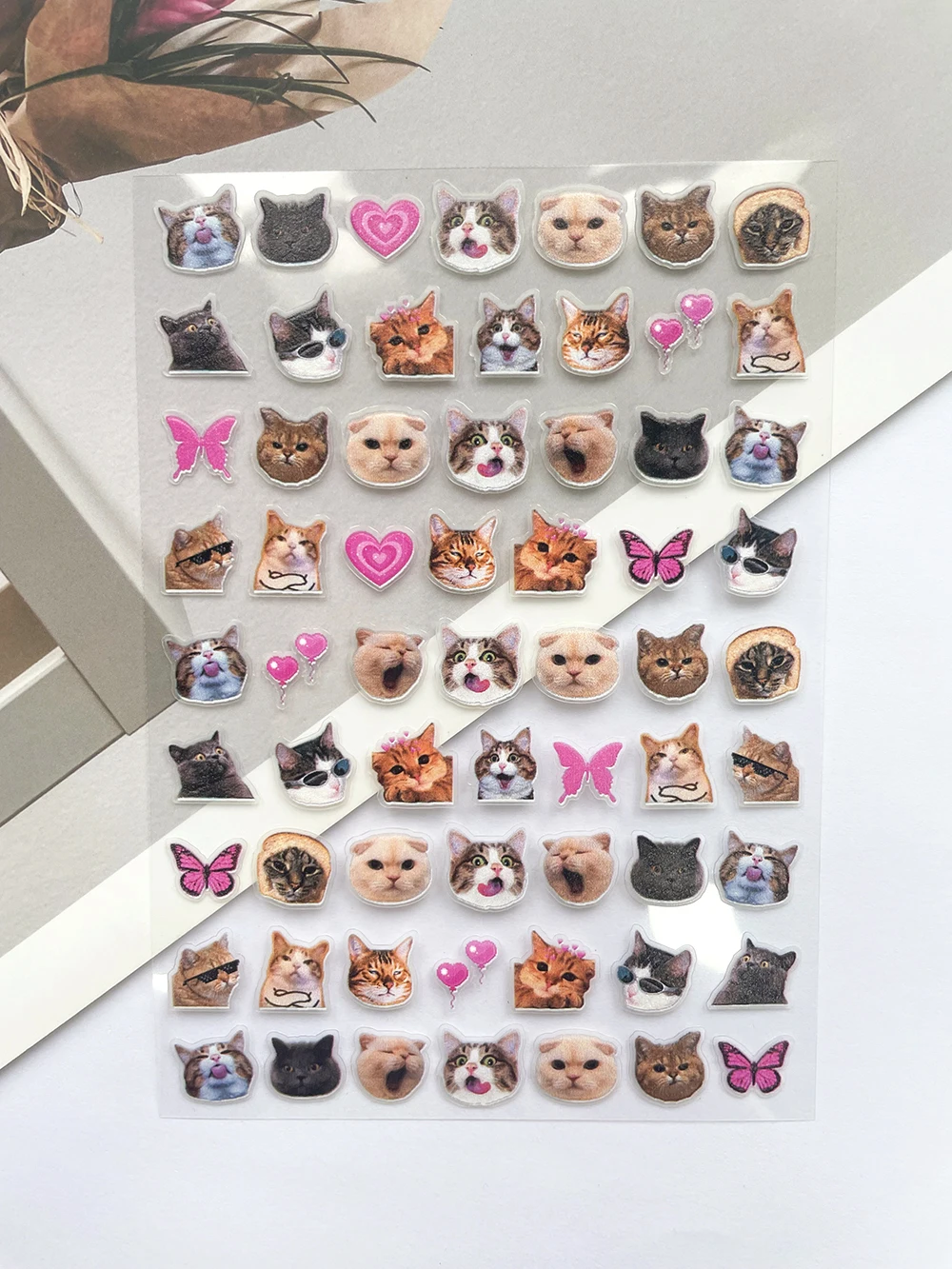 البسيطة البلاستيكية مضحك القط المشارك السلع ملصق مسمار الفن الكرتون لطيف الشارات القرطاسية الهاتف المحمول الأمتعة الكتابة على الجدران جراب هاتف ملصق