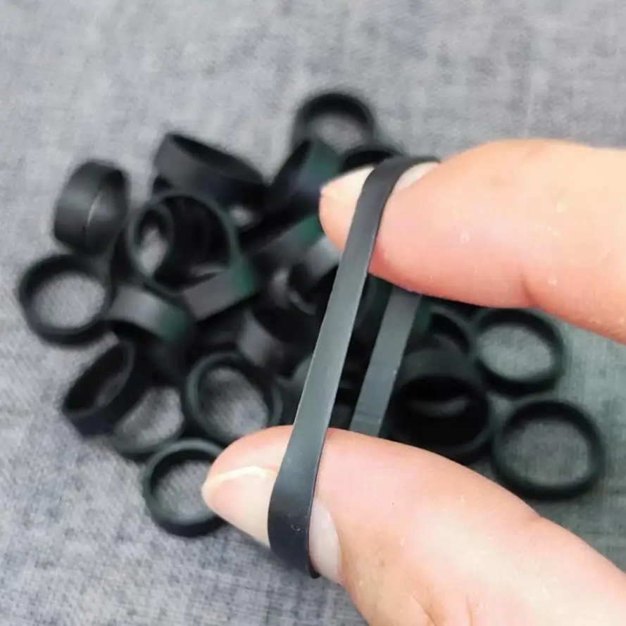 300 Pcs Mini Rubber Bands Rubber Band Rings Strong Elastic Bands Black Color School Home Office Rubber Ties