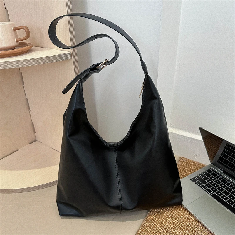 Trendy Casual Soft PU Women\'s Handbags Solid Color Large Capacity Female Shoulder Bag Retro Tote Bag For Commute Shopping