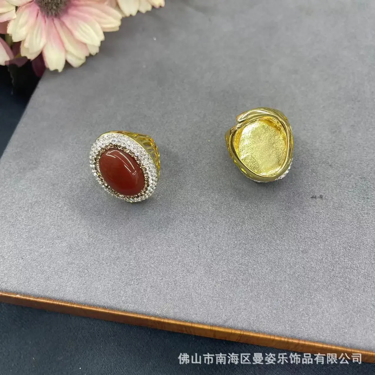Natural high-quality A goods agate live ring natural stone French high-end vintage niche jewelry wholesale