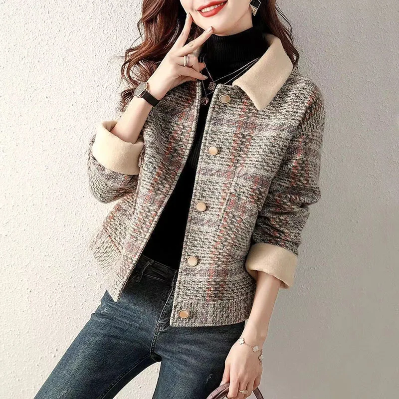 

Fashion Women's Woolen Jacket Autumn Winter Female Coat 2024 New Casual Blended Wool Coat Outerwear Short Single-breasted Tops