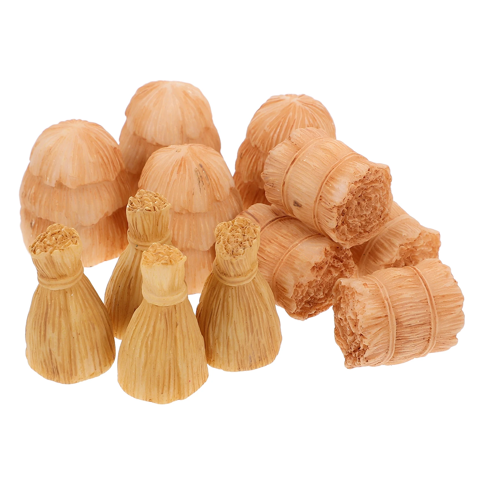 

12Pcs Mini Hay Bale Faux Resin Small Decorative Hay for Autumn Farmhouse Village Scene Halloween Snow Display Decor