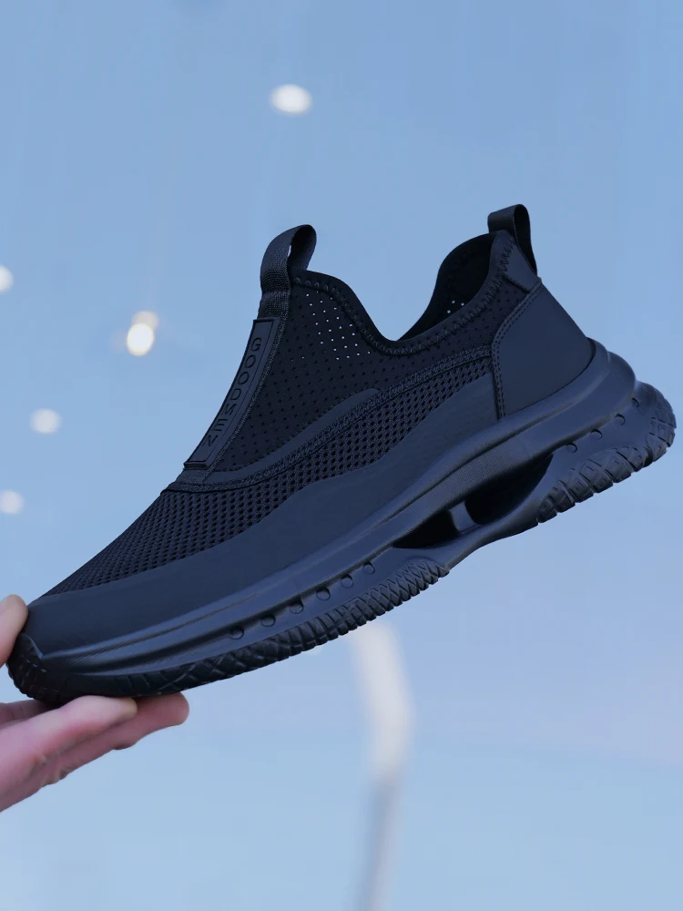 

Men's Spring 2026 Casual Sports oes Breathable Anti-Odor Slip-On Me Upper round Toe Rubber Foam Outsole Comfortable Sneakers