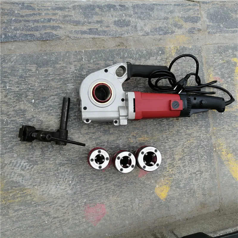 

Прочный ручной резьбонарезной станок для оцинкованных труб, легкий ручной электрический резьбонарезной станок