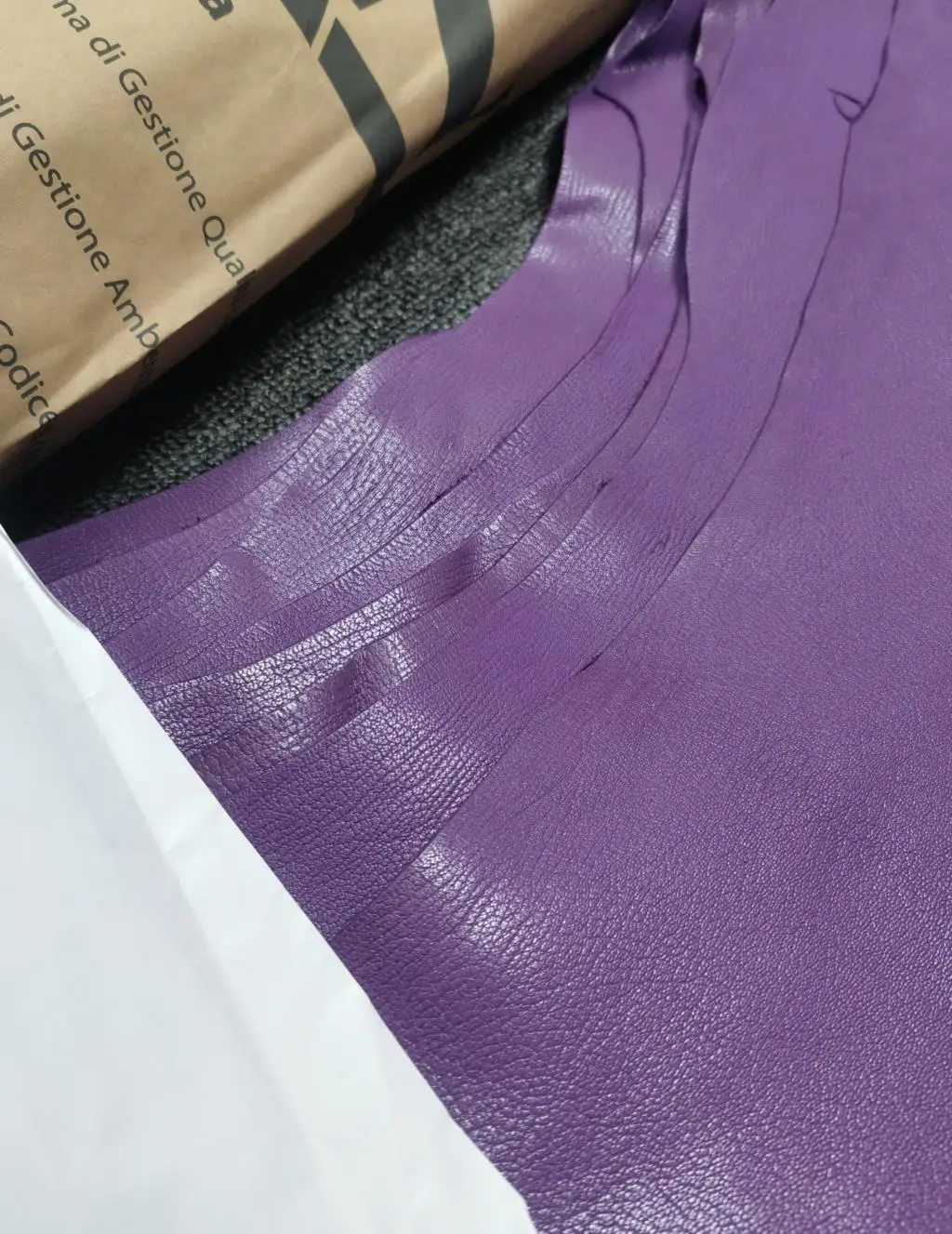 1.5mm purple color genuine Shrinking Goatskin Leather