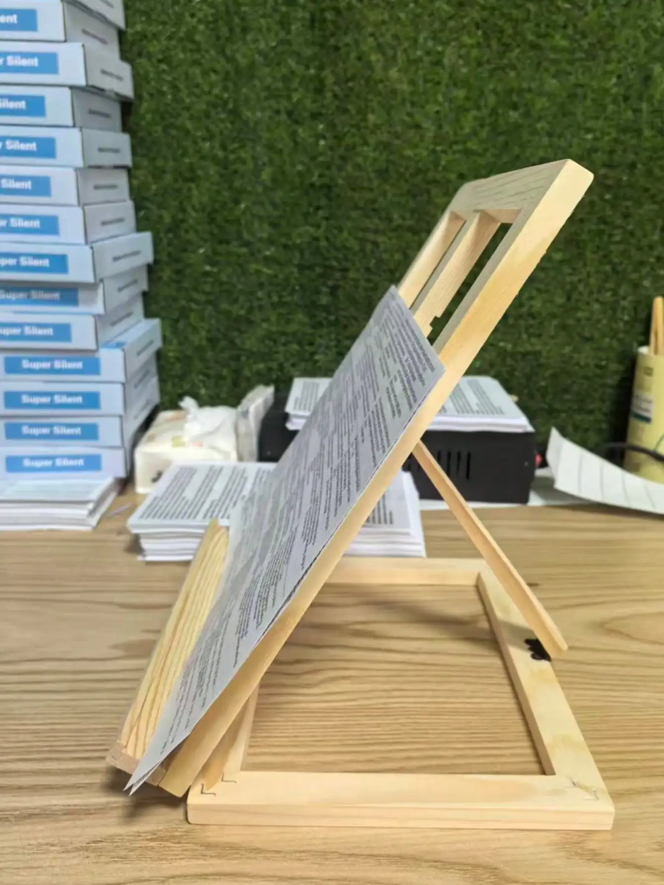 Adjustable Foldable Pine Wood Tabletop Easel Stand Portable Desktop Display Holder Hollow Reading Rack for Art Painting & Readin