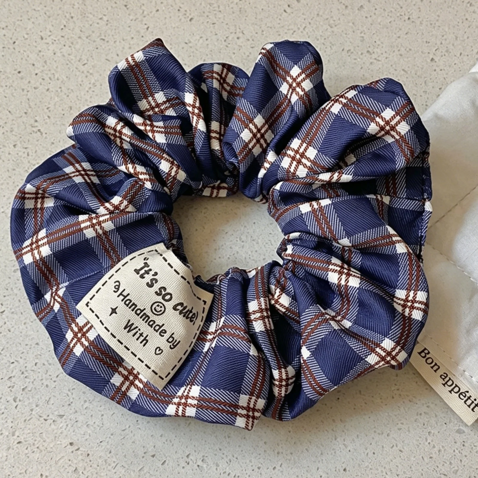 1 Stück Neu eingetroffene Haargummis im Preppy-Stil mit Karomuster für Damen und Mädchen, süßer Pferdeschwanzhalter, Haar-Accessoires