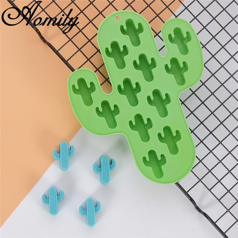 Bear Flamingo Cactus Pineapple Shape Ice Cube Tray Silicone Fruit Ice Cube Maker DIY Creative Ice Cube Mold Kitchen Accessories