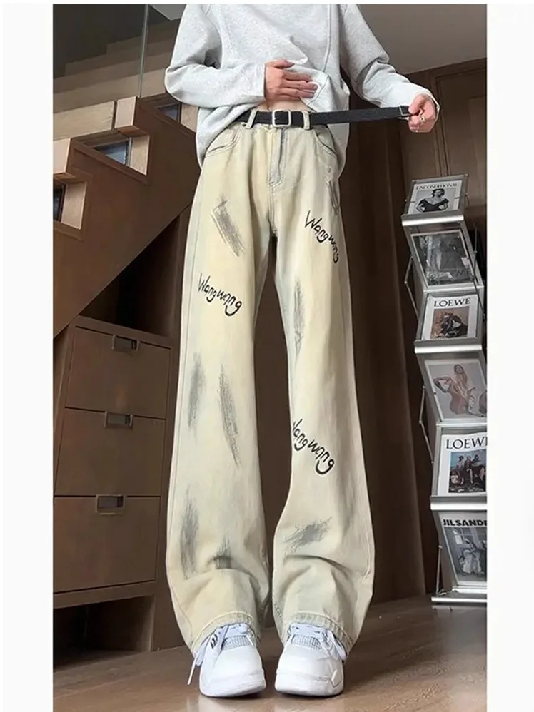 

Мужские джинсы Slim Fit с надписями, эффектом спрей-краски, в стиле High Street, слегка расклешенные, молодежные, износостойкие, прямого кроя