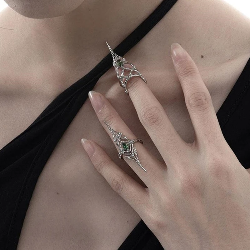 Set Of 2 Gothic Joint Ring Adjustable Bone Tip Art Rings Unisex Rhinestones Finger Rings for Fashion Enthusiasts